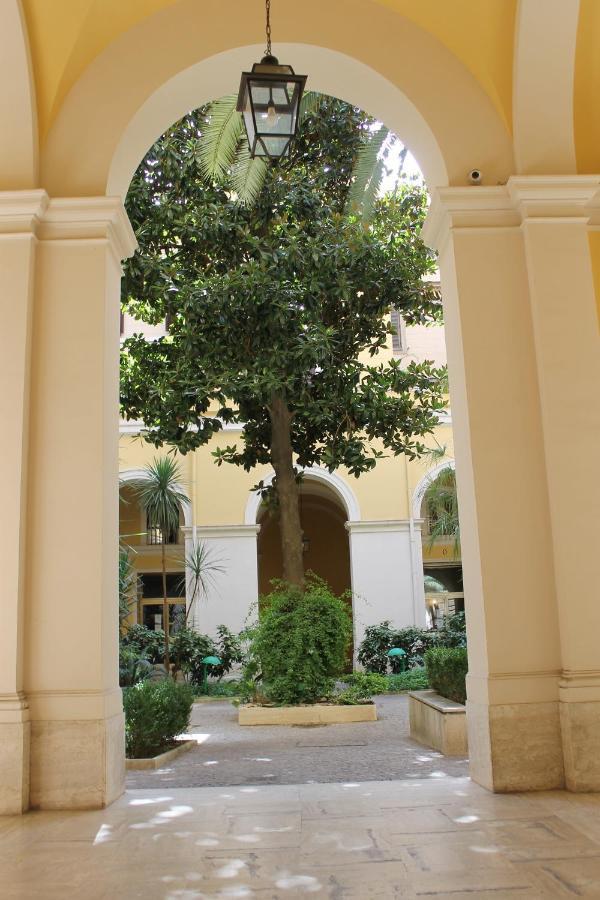 Hotel Little Rose Haven Roma Exterior foto