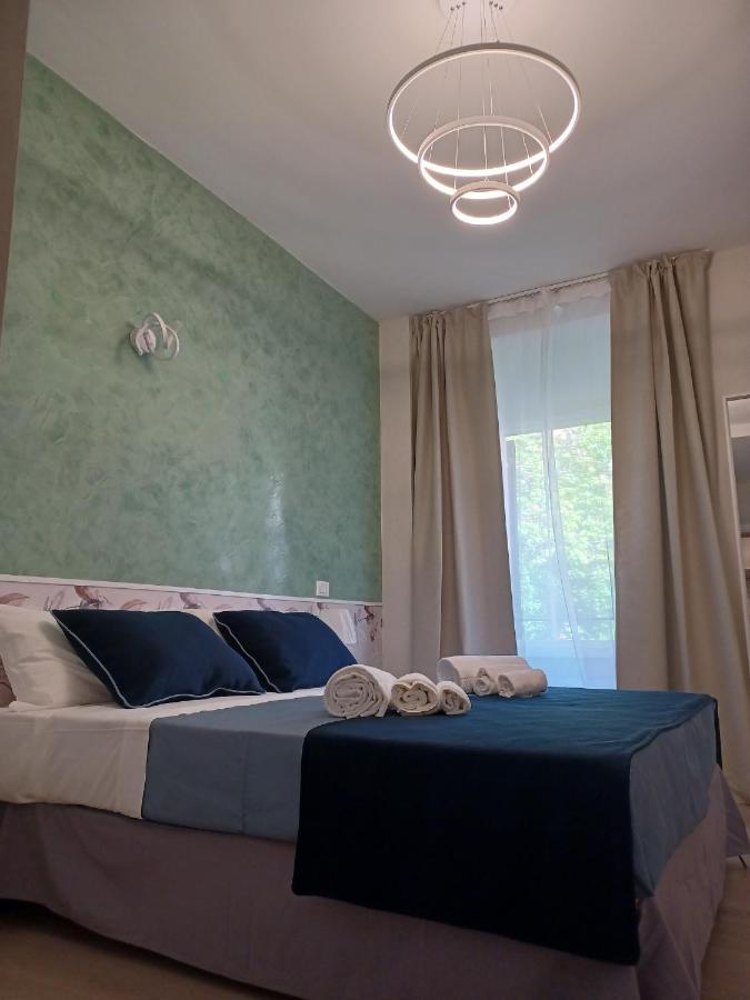 Hotel Little Rose Haven Roma Exterior foto